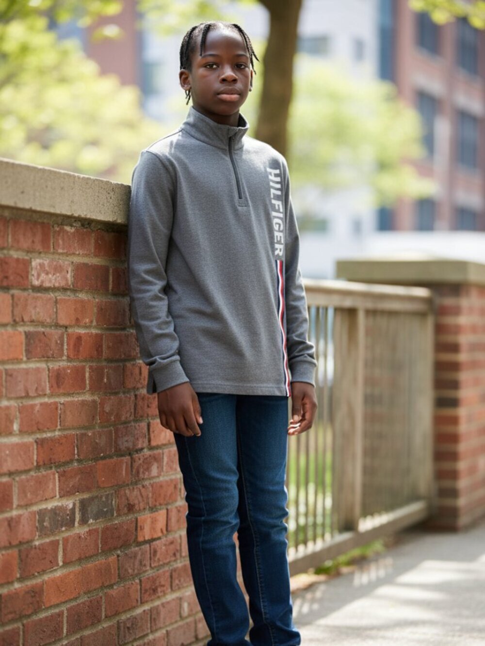 Tommy Hilfiger Boys Youth 1/4 Zip Gray Pullover Cotton Polyester size XL 20
